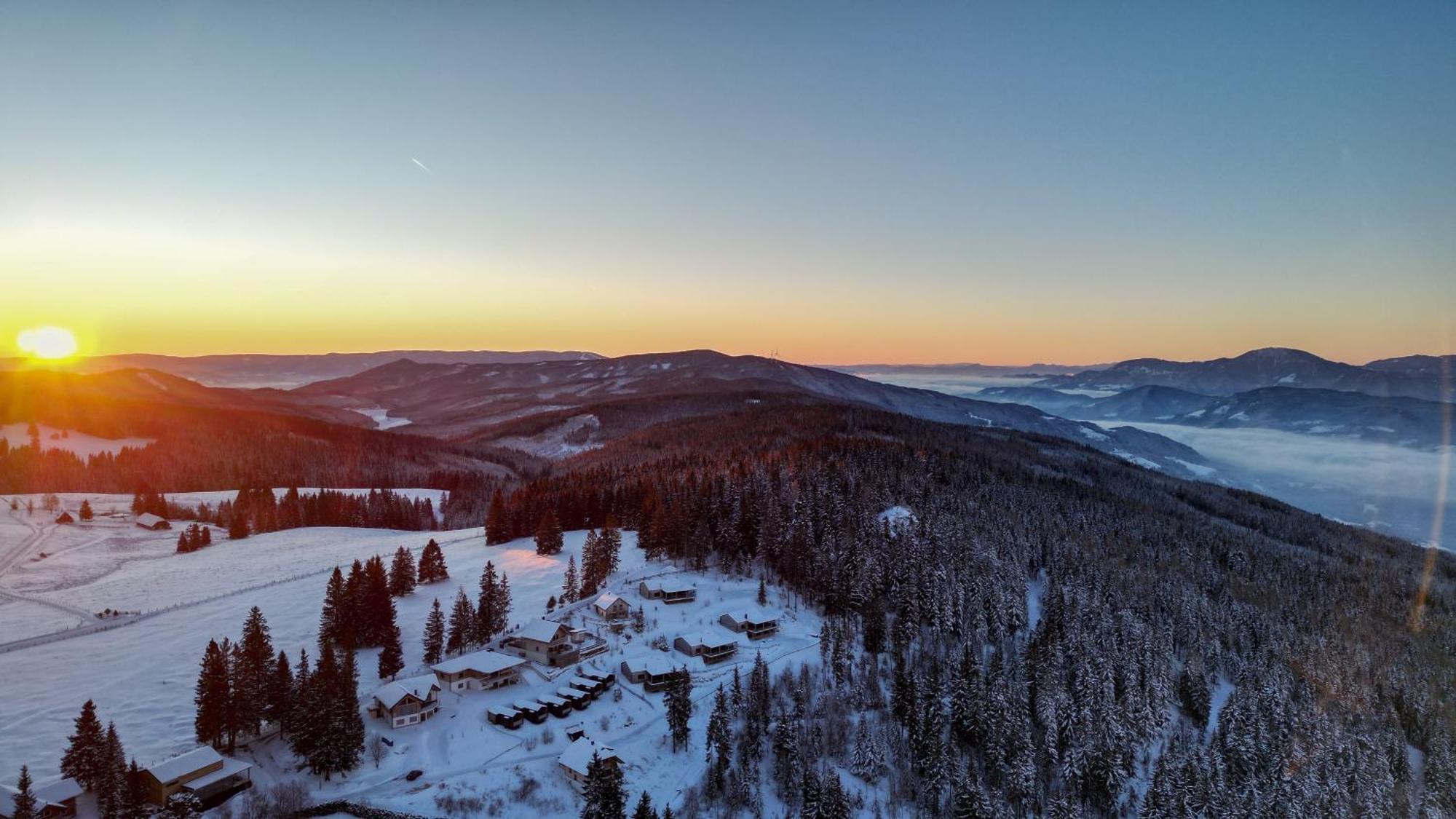 Brandlalm Chalets Gundisch Екстериор снимка
